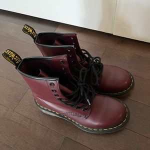 Doc Martens lace up boots - size 6